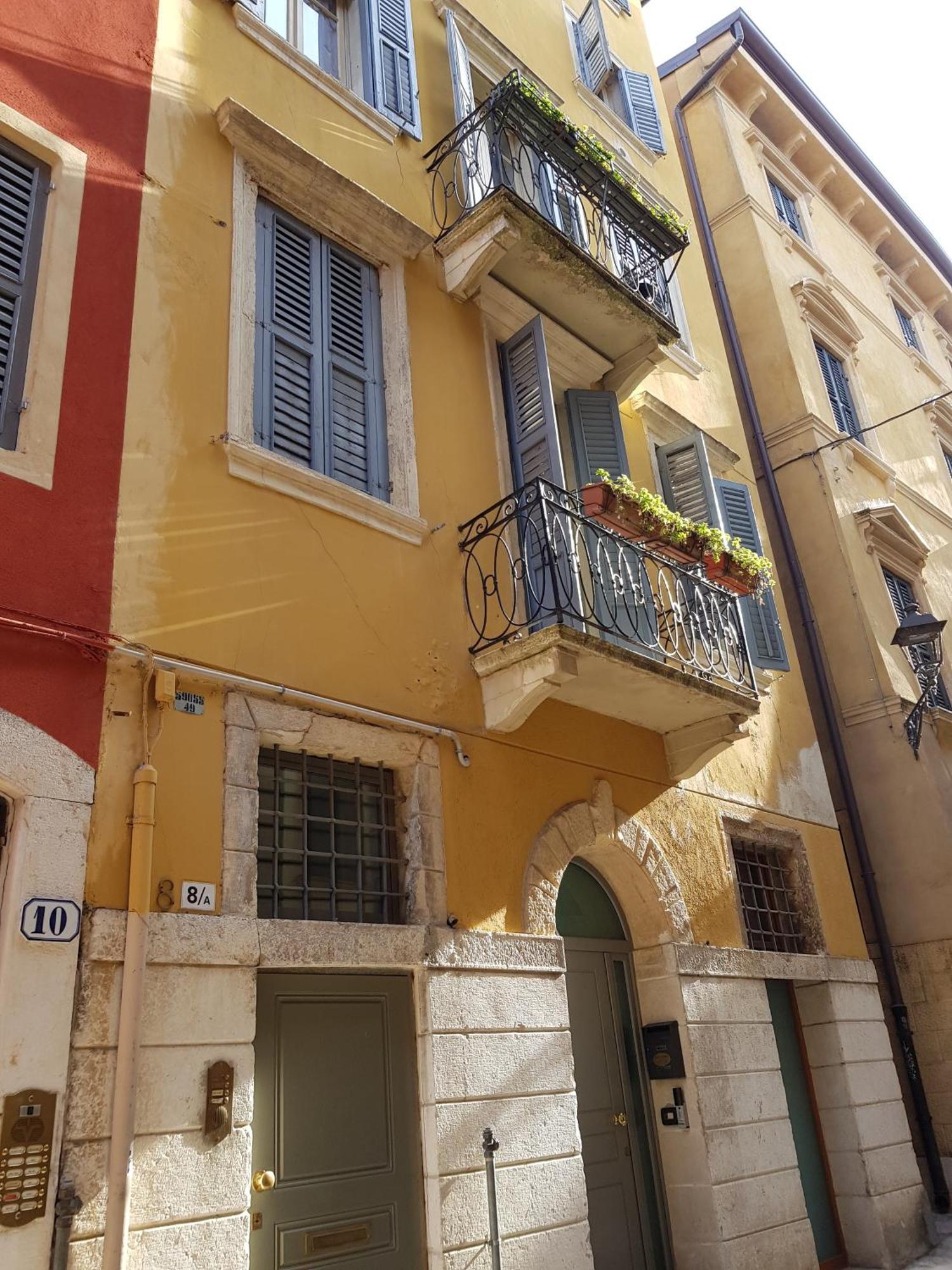 Dimora Scaligera Luxury Apartment Verona Exterior photo